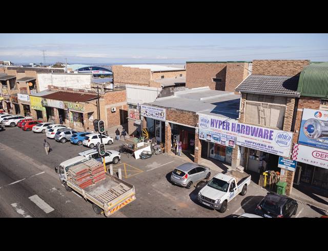 145M² BUSINESS CENTRE FOR SALE IN WESTCLIFF